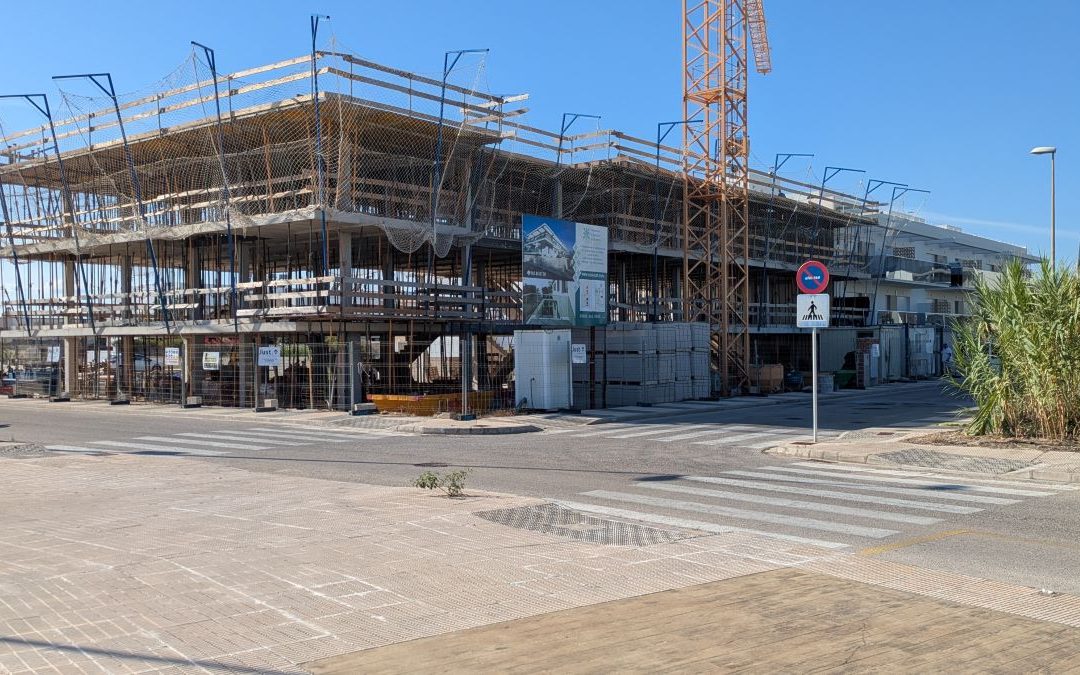 Avance de las obras en La Rosa dels Vents playa de Terranova (Oliva)